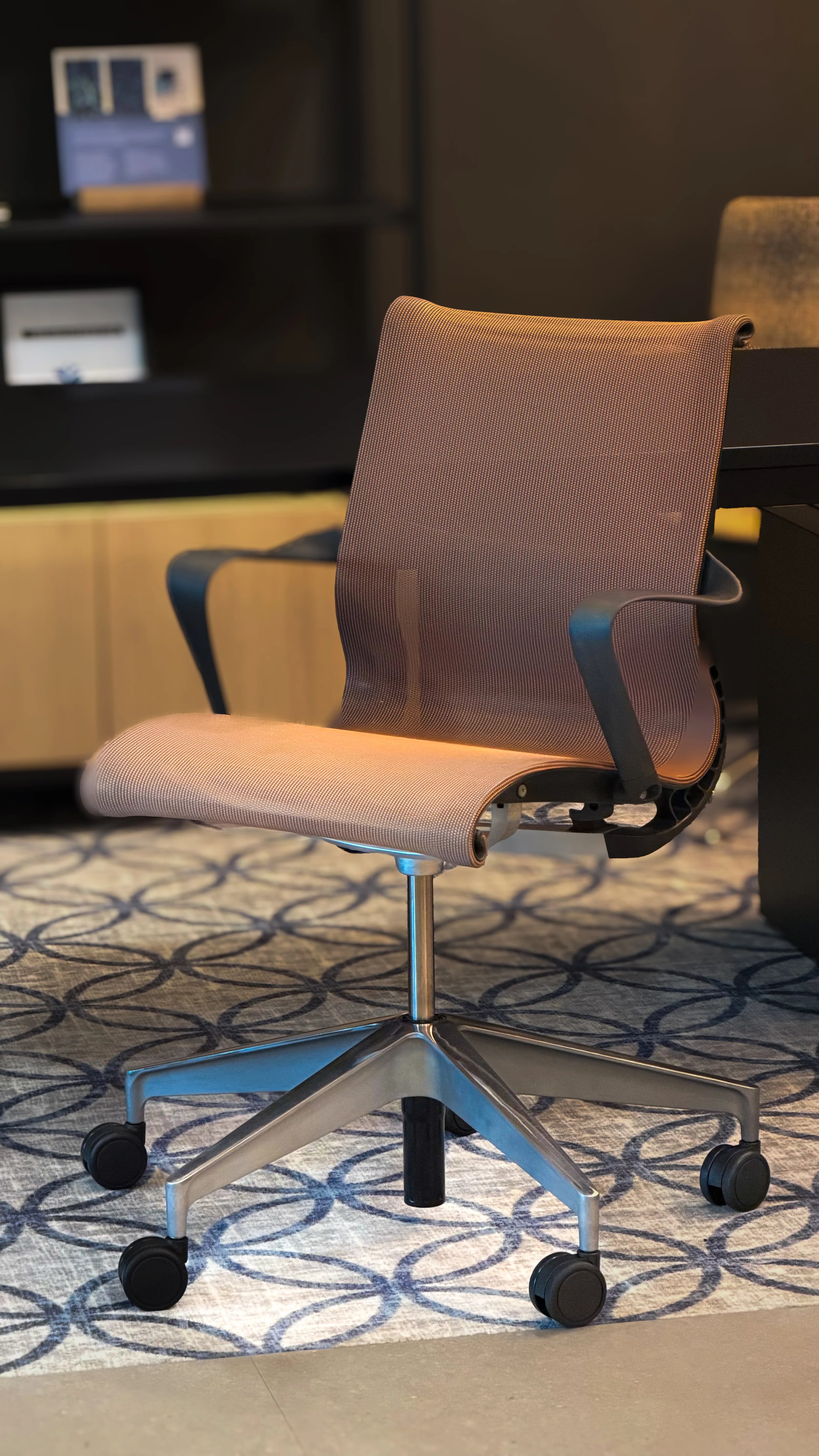 Refurbished Herman Miller Setu Mango