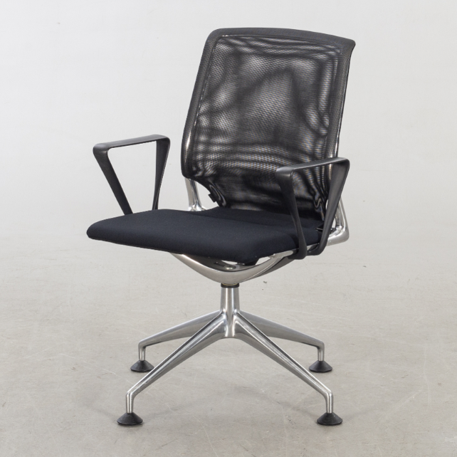 Vitra Meda chair (gebruikt)