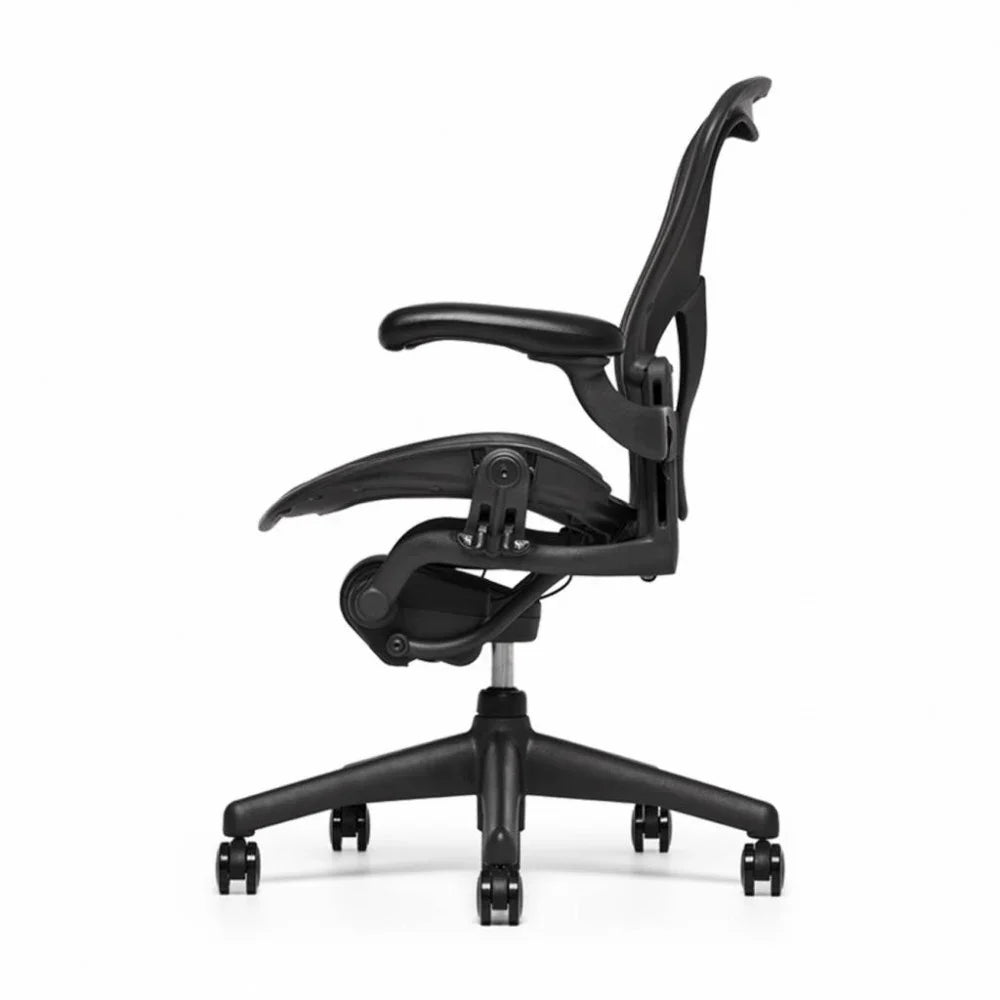 Refurbished Herman Miller Aeron Chair Classic (graphite)