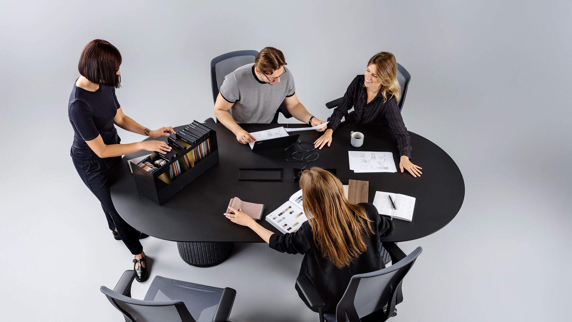 Vergadertafel Parthos 6-8 personen